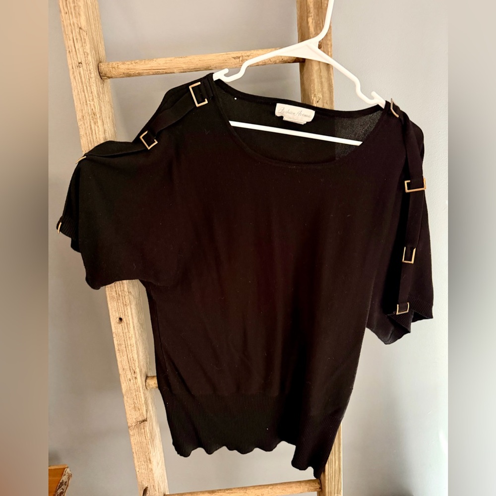 Adrienne Vittadini Black Short Sleeve Top with Gold Buckle Accents